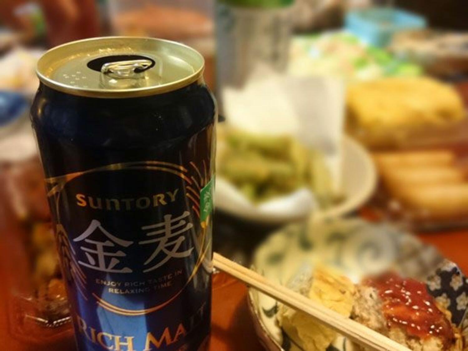 日本初の「缶ビール」を発売したメーカーは？の画像