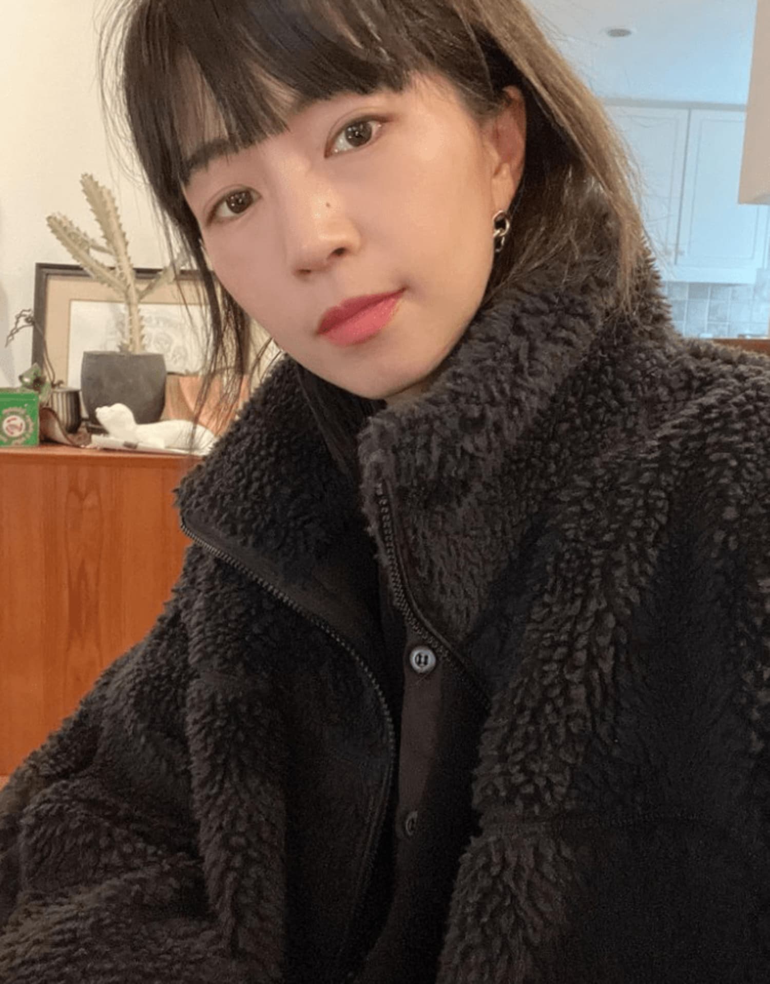 「なんの違和感もない」安田美沙子、初々しい40歳の“セーラー服姿”に反響「か、かわええ」「まだまだいけます」の画像