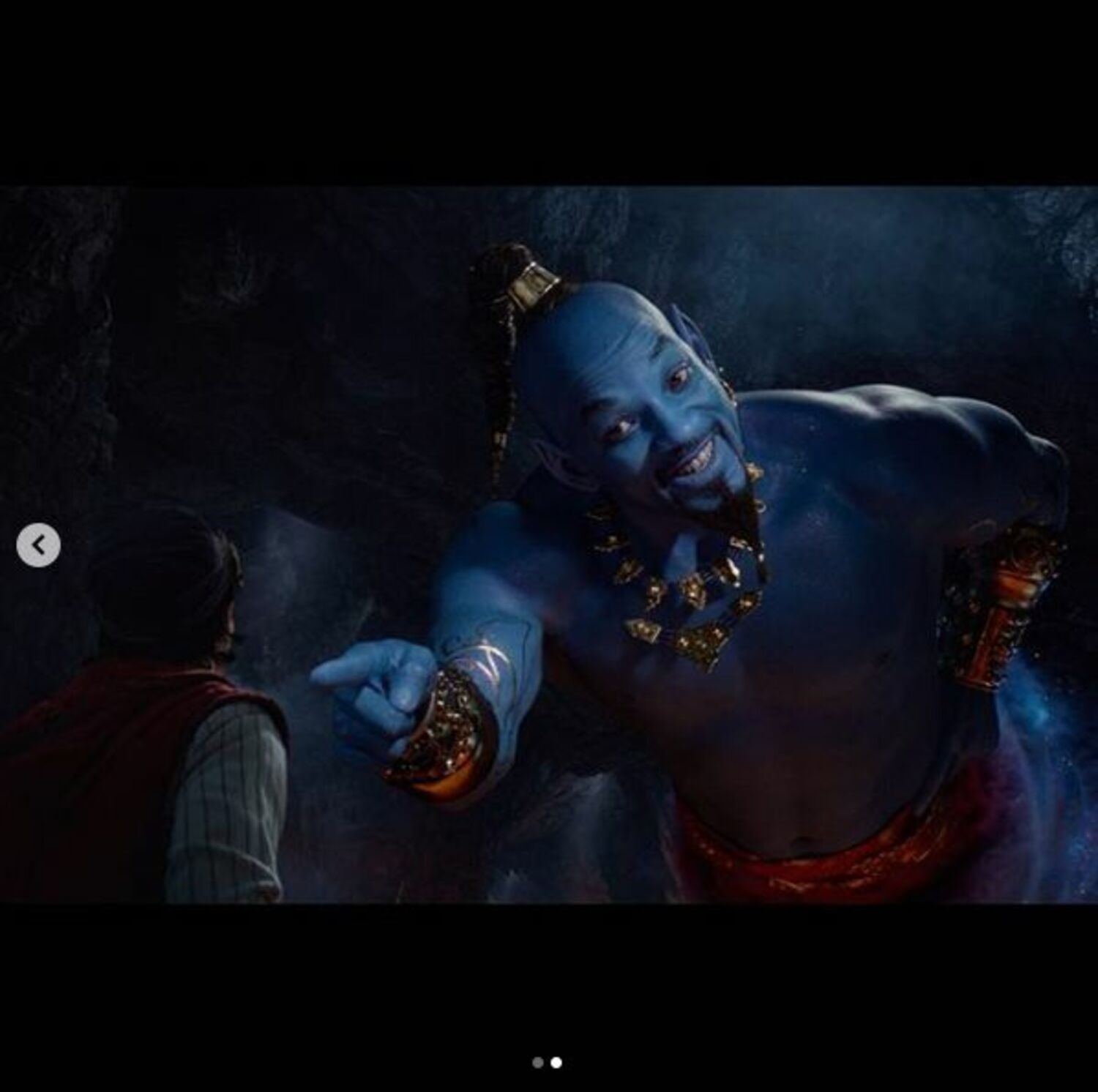 実写版『アラジン』ウィル・スミス演じるジーニーの「驚きの青さ」にネット騒然!?の画像