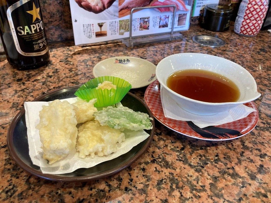 長瀬智也「寿司のシメは鉄火巻」大好きな回転寿司店で見せる素顔の画像002