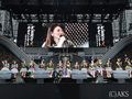 AKB48大島優子が卒業コンサート 263人のメンバーと握手で別れの画像002
