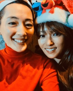 深田恭子、綾瀬はるか「ちゅるちゅる」クリスマスイブに奇跡の2ショット !
