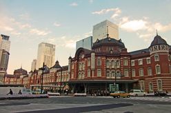 首都の象徴・東京駅は「買い手がつかないほど」の荒地だった!?