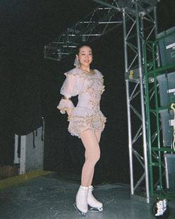 浅田真央さんの“チェロ・スイート衣装”に「妖精みたい」と称賛続々