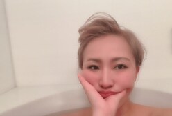 丸山桂里奈、“ガチ入浴ショット”にファン興奮「ええ女やな」