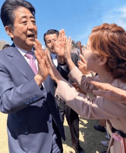 “日本一のキャバ嬢”エンリケ『桜を見る会』招待状偽造疑惑に猛反論！
