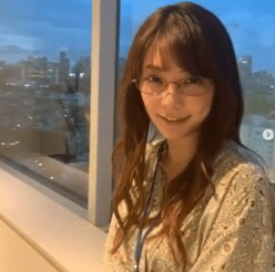 倉科カナ、メガネ姿の“ドS動画”にファン歓喜「罵られたいっす」