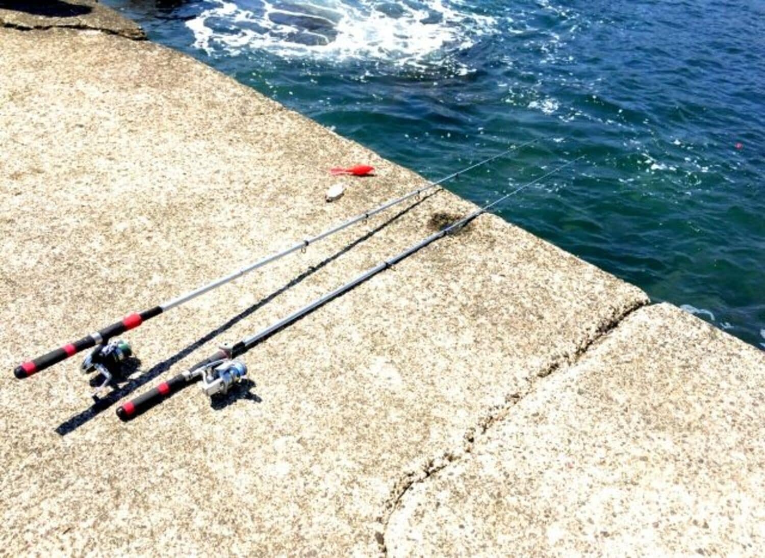 爆釣りポイントがすぐ見つかる、夏の海釣りを助けるiPhoneアプリの画像
