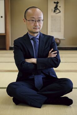 渡辺明三冠インタビュー「今後の将棋界は藤井聡太二冠を中心に回る。すべてのタイトル戦を席巻していくことでしょう」