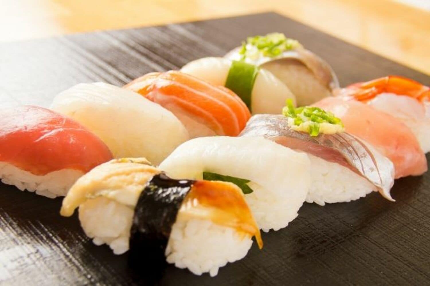 江原啓之「寿司に大盛りパスタ」極端な大食ぶりを、マネージャが指摘の画像