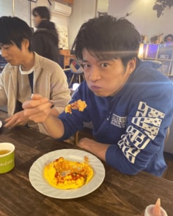 田中圭のオムライスの食べ方に「独特すぎる」「尊い」と反響